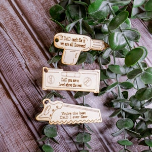 Wood Dad Keychain | Daddy Keychain | Father&#39;s Day Gift | Dad Keychain | Engraved Keychain | Wood Father Keychain
