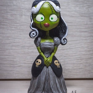 Bride of Frankenstien / horror figures / female horror characters/ Frankenstien