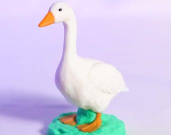 Desk Goose Sculpture Unique Animal Decor Ideal Gift for Office and Home