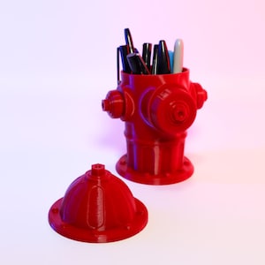 Mini Fire Hydrant Cute Desk Accessory Unique Home Decor Fun Organizer Perfect for Small Items Vintage-Inspired Fire Hydrant Decor Piece