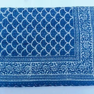 Kantha-täcke i vintagestil, handsytt vändbart överkast i bomull