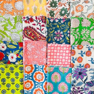 Set di tovaglioli assortiti, confezione da 50 tovaglioli stampati a mano, tovaglioli Boho, tovaglioli da tavola con stampa a blocchi, mix and match, fatti a mano in India.