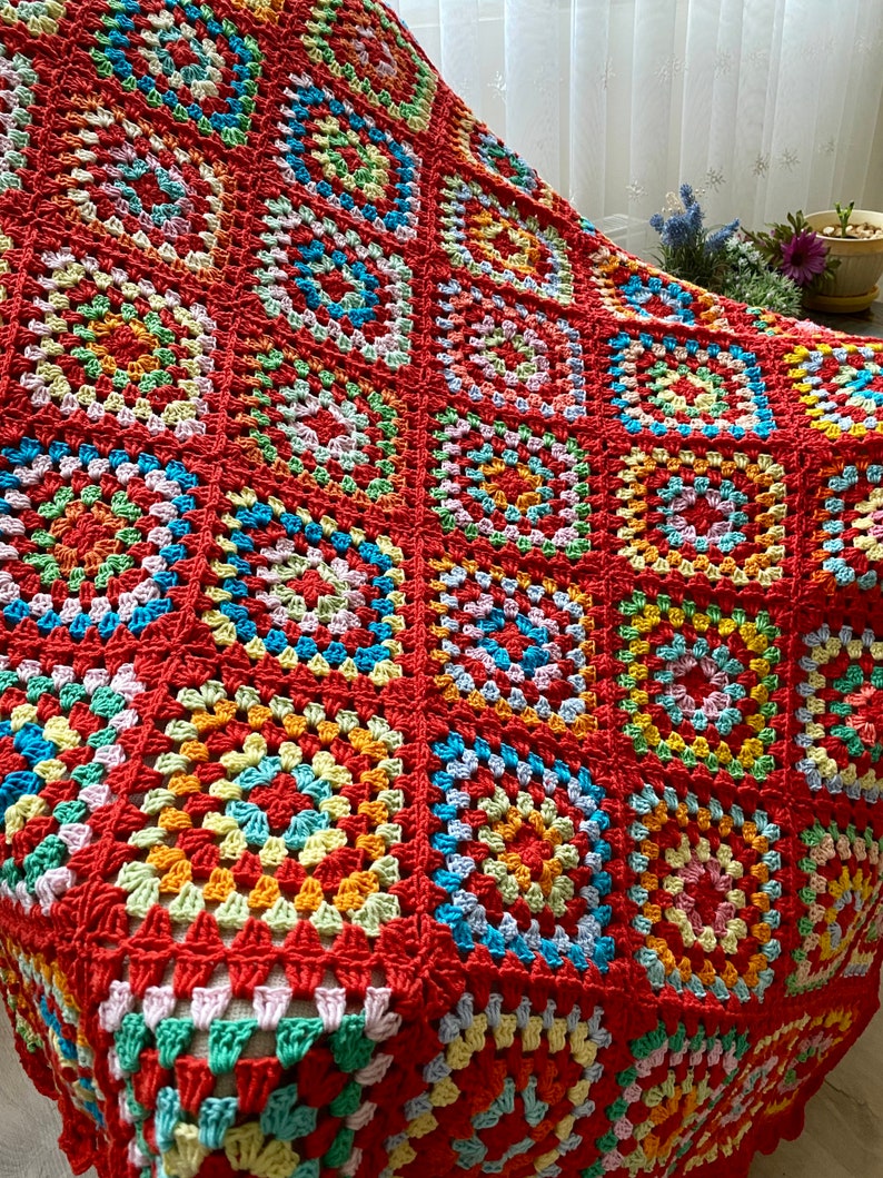 Couverture en patchwork fait main modèle afghan Grannysquare, couverture tv image 2