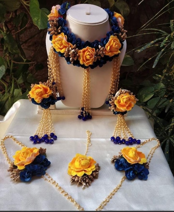 Sarthak Royal Handmade Artificial Multicolour Flower Jewellery Set Necklace  Neck band Earrings Tika Bracelet For Women and girls   MehandiHaldiWeddingBridalBaby Shower