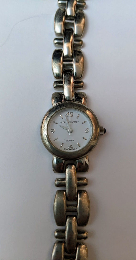 Vintage costume Gloria Vanderbilt matching watch a