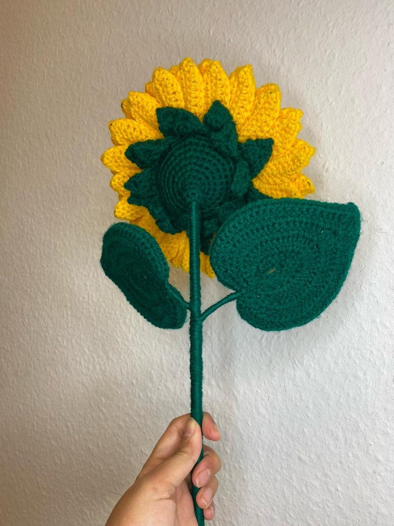 Sunflower bouquet crocheted sunflower image 3