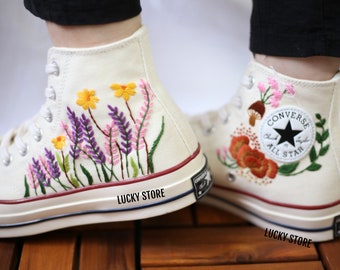 Zapatillas altas Converse bordadas: margaritas y lavanda, regalo personalizado