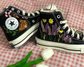 Zapatillas altas Converse bordadas con margaritas y lavanda, regalo personalizado