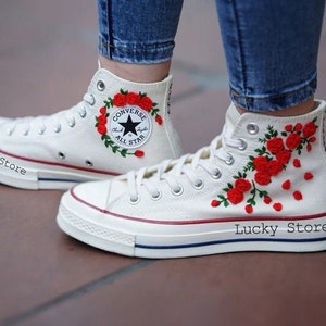 Custom wedding converse, Bridal flower embroidered sneakers, Converse high top embroidered flower, Shoes for the bride, Personalized wedding
