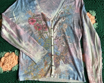 Cardigan grande con farfalla Y2K
