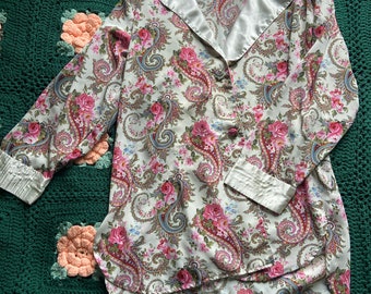1990s vintage Victoria’s Secret robe size L