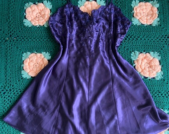 Gorgeous purple embroidered slip dress size medium