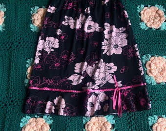 Vintage Y2K pink and black skirt size small