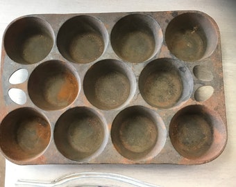 Vintage cast iron muffin tin