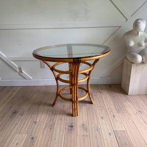 Vintage Bamboo Rattan Dining Table – Round Boho Coastal Glass Top Table, 1970s