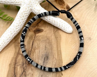 Tobillera Boho Surfer: Pulsera ajustable de cordón encerado resistente al agua