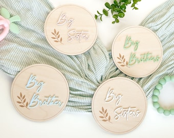 Pregnancy Announcement Photo Prop for Sibling | Big Sister | Big Brother | Pregnancy Announcement Wooden Round | Wood Pregnancy Sign Plaque