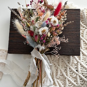 SALE country flower posy | boho dried flower bouquet | natural arrangement | wedding table flowers | elopement | everlasting wildflower