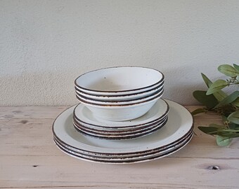 Midwinter Stonehenge creation speckle ceramic, choice of 3 dinner plates, 4 bowls or 4 side plates by Wedgewood