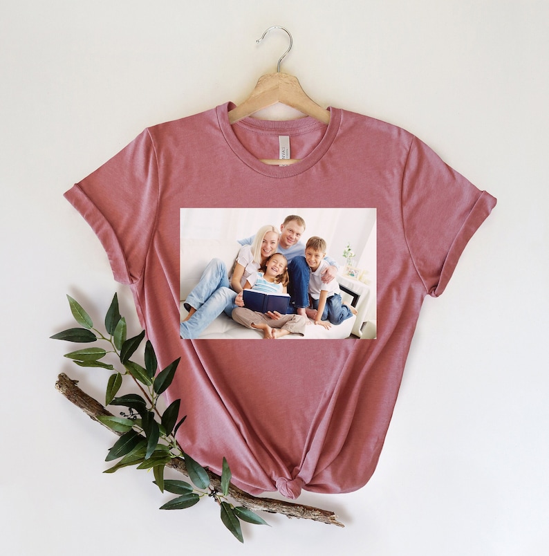 Camicia con logo con testo personalizzato, Camicia dal design personalizzato personalizzato, Personalizza la tua camicia, Camicia su misura, T-shirt personalizzata, Camicie personalizzate abbinate immagine 5