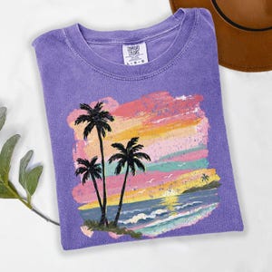 Comfort Colors® Sunset Beach Shirt, Palm Tree Shirt, Coastal Shirt, Summer Vacation Shirt, Tropical Ocean Graphic Shirt, Unisex Beach Shirt 画像 4