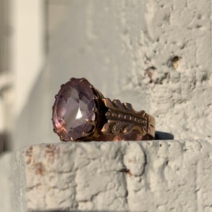 Antique Victorian 10K Rose Gold and Oval Amethyst Ring in Belcher Setting | Victorian Ring | Antique Amethyst Ring | Antique Rose Gold Ring