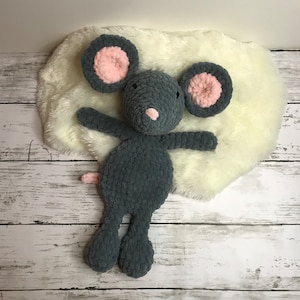 Mouse to cuddle, crocheted cuddly toy, Snuggler