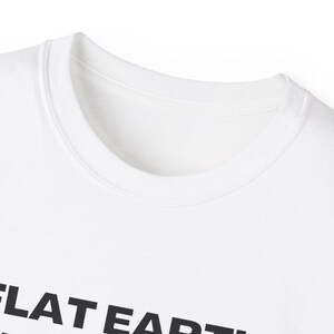 Flat Earth de la valeur nutritive de la Terre | T-shirt drôle de chercheur de vérité chrétienne