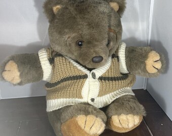 Orsacchiotto di peluche Princess Soft Toys da 14 pollici, marrone, vintage, in maglia, cardigan