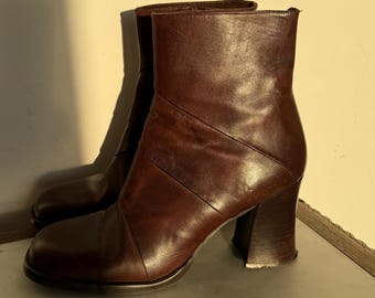 Vintage 90s Brown Leather Ankle Boots Size 41 EU