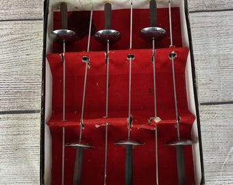 Pinchos para fondue de kebab estilo espada vintage MCM, juego de 6, de acero inoxidable y nogal