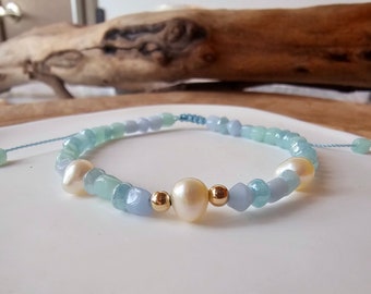 Blue Glass beads Bracelet with Genuine Pearl and Gold filled Accents. Adjustable Bracelet. Handmade Woman Bracelet.