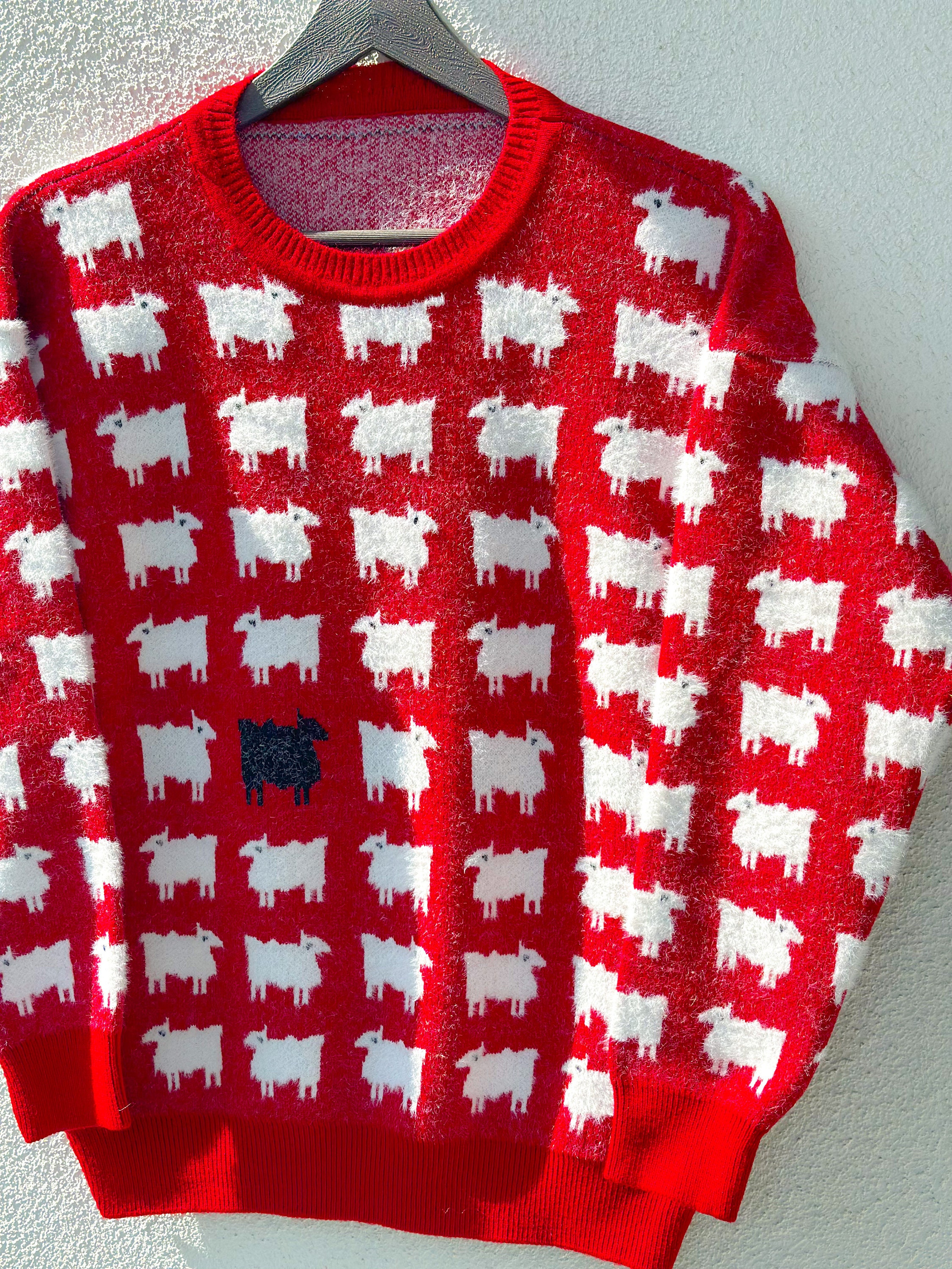 ダイアナ妃のブラックシープセーター：ユニセックスホリデージャンパー