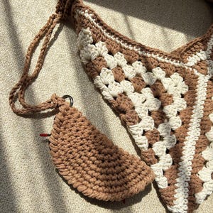 Portagafas de crochet hecho a mano: bolsa para gafas y correa para el cuello de hilo de macramé imagen 6