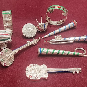 Silver Miniature Musical Instruments Set | Indian Traditional Miniatures | Dhol Trumpet Violin Guitar Shield Sword Ring | Ethnic Style Déco