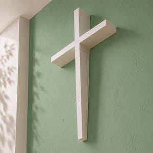 Croix murale d'extérieur angulaire XL Faith Series® – Grande décoration de jardin chrétienne résistante aux UV | Chapelle · Façade | Fabriqué en Australie