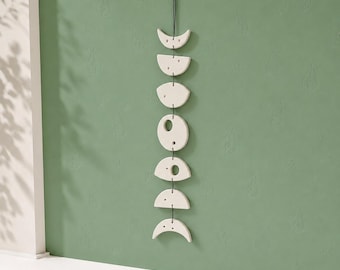 LunaForm Series® hangende maanstandenstreng – 7 maansegmenten verticaal | Hemelse muurdecoratie | Australisch gemaakt · plantaardig