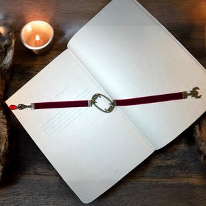 Vampire Bookmark / Vampire / Spooky Bookmarks / Gift for Reader / Goth Bookmarks / Vampire Teeth / Vampire Accessories/ Bookmarks