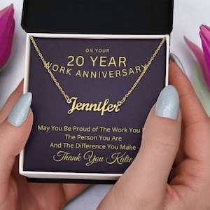 Cadeau d'anniversaire de 20 ans de travail pour elle, collier prénom personnalisé avec carte de message, bijoux de remerciement pour employé, cadeau de remerciement