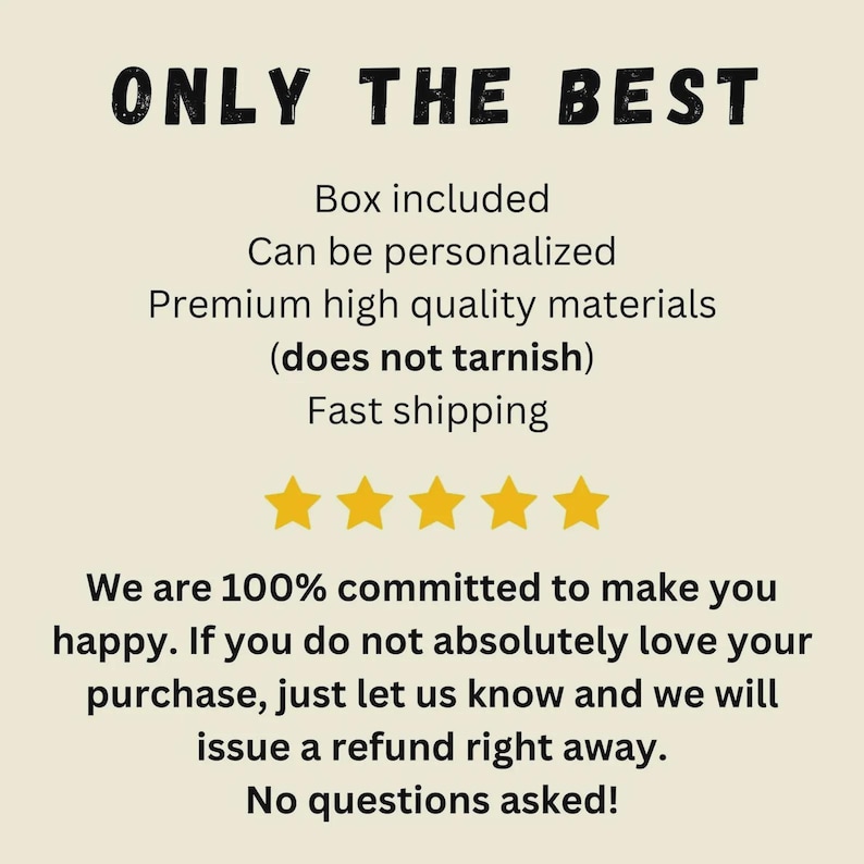 Pode incluir: Texto em fundo creme: "ONLY THE BEST". Texto adicional inclui "Box included", "Can be personalized" e "Premium high quality materials (does not tarnish)". Quatro estrelas douradas s&atilde;o vis&iacute;veis.