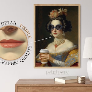 Op de afbeelding: Een digitale kunstprint van een vrouw in een blauwe en gouden jurk die een zonnebril draagt en een kopje koffie vasthoudt. De print heeft een vintage esthetiek en bevat een tekstoverlay die "Every Detail Visible 300 PPI Graphic Quality" luidt.