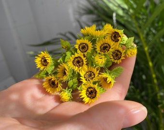 Dollhouse sunflower, Scale 1/12, TO ORDER