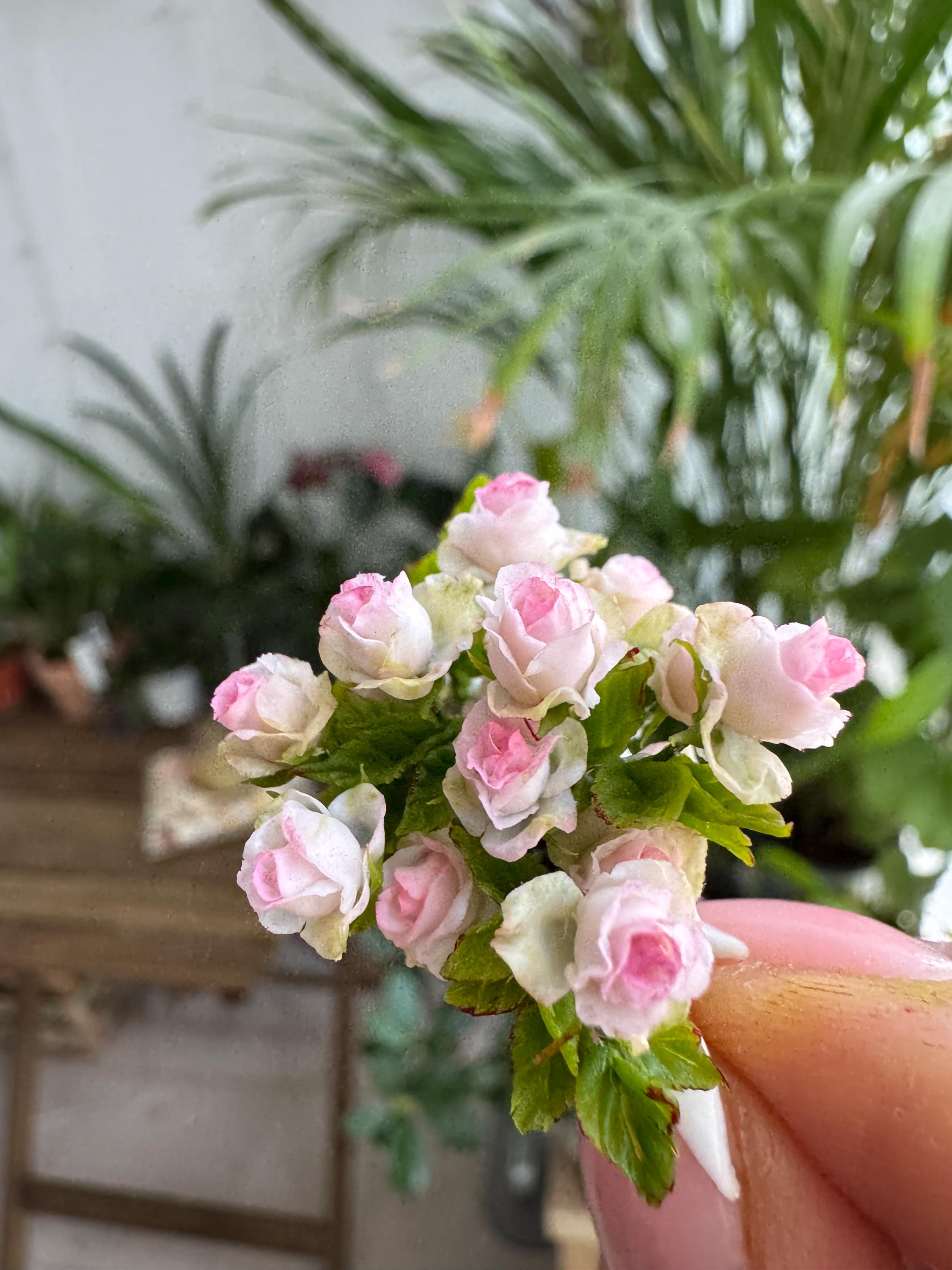 ミニチュアローズ、スケール1/12 - 受注生産 - Etsy 日本
