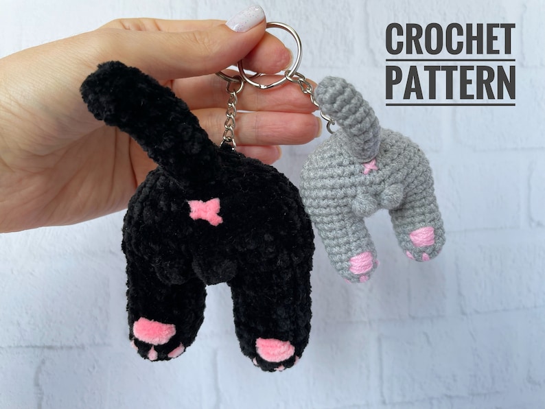 Cat Butt Crochet Keychain Pattern, Cat lover gift image 1