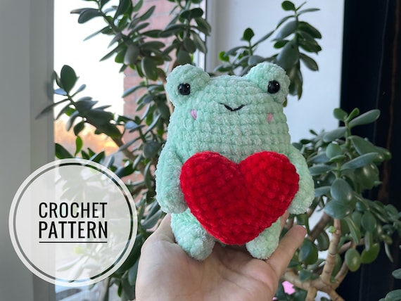 Crochet Frog Plush Pattern, valentine's day gift, Frog with heart