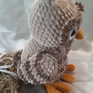 Eule,gehäkelt, Amigurumi, Handarbeit, Chenillegarn,Plüschtier, Stofftier, Kuscheltier Bild 5