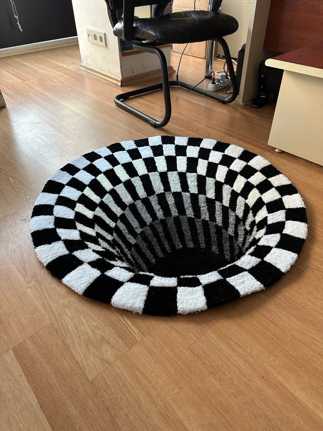 OPTICAL ILLUSION RUG / Handmade Fluffy Rug, Different Sizes, Black and ...