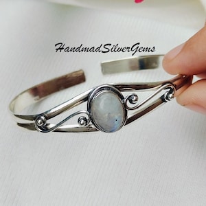 Moonstone Bangle, 925 Sterling Silver, Gemstone Bangle, Handmade Bangle, Gift For Love, Boho Bangle, Moonstone Jewelry, Christmas Gifts,Gift