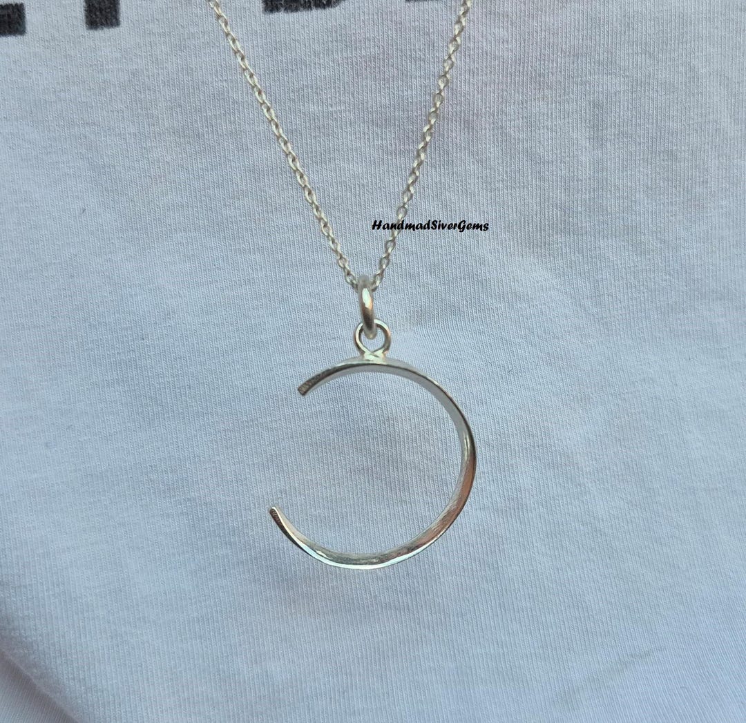Sterling Silver Crescent Moon Pendant Necklace - Etsy
