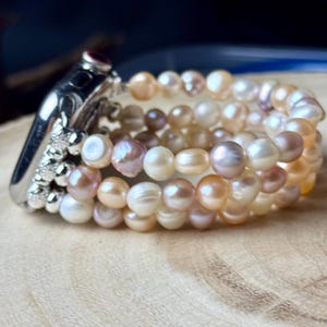Genuine freshwater pearl Apple Watch band for SE, Series 5/6.7/8/9/10. Tri color 8mm baroque freshwater pearls. 3 strands